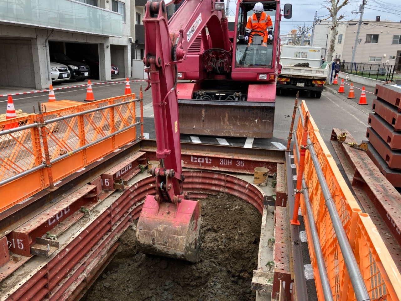 国庫補助事業　創成川処理区Ⅴ－８０００（北３６条西２丁目ほか）下水道新設工事