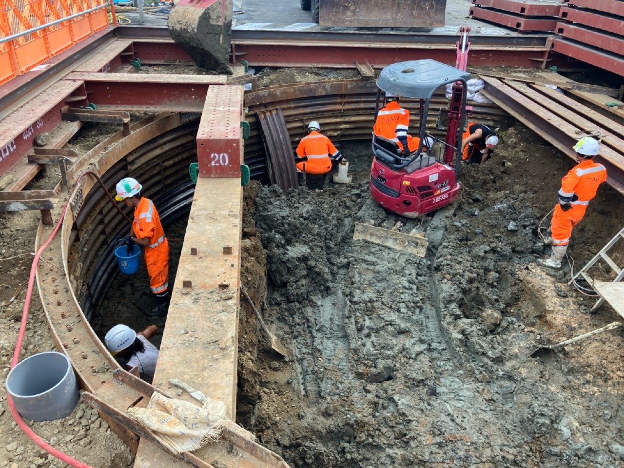 国庫補助事業　創成川処理区Ⅴ－８０００（北３６条西２丁目ほか）下水道新設工事