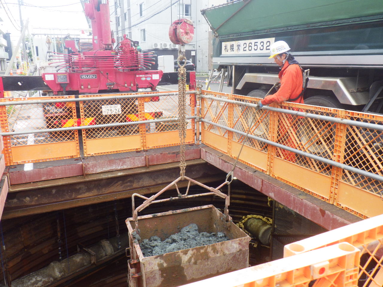 国庫補助事業　創成川処理区Ⅴ－８０００（北３６条西２丁目ほか）下水道新設工事