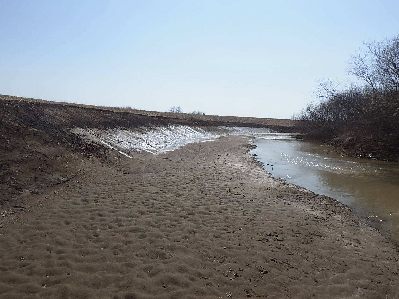 石狩川改修工事の内　漁川河道掘削外工事