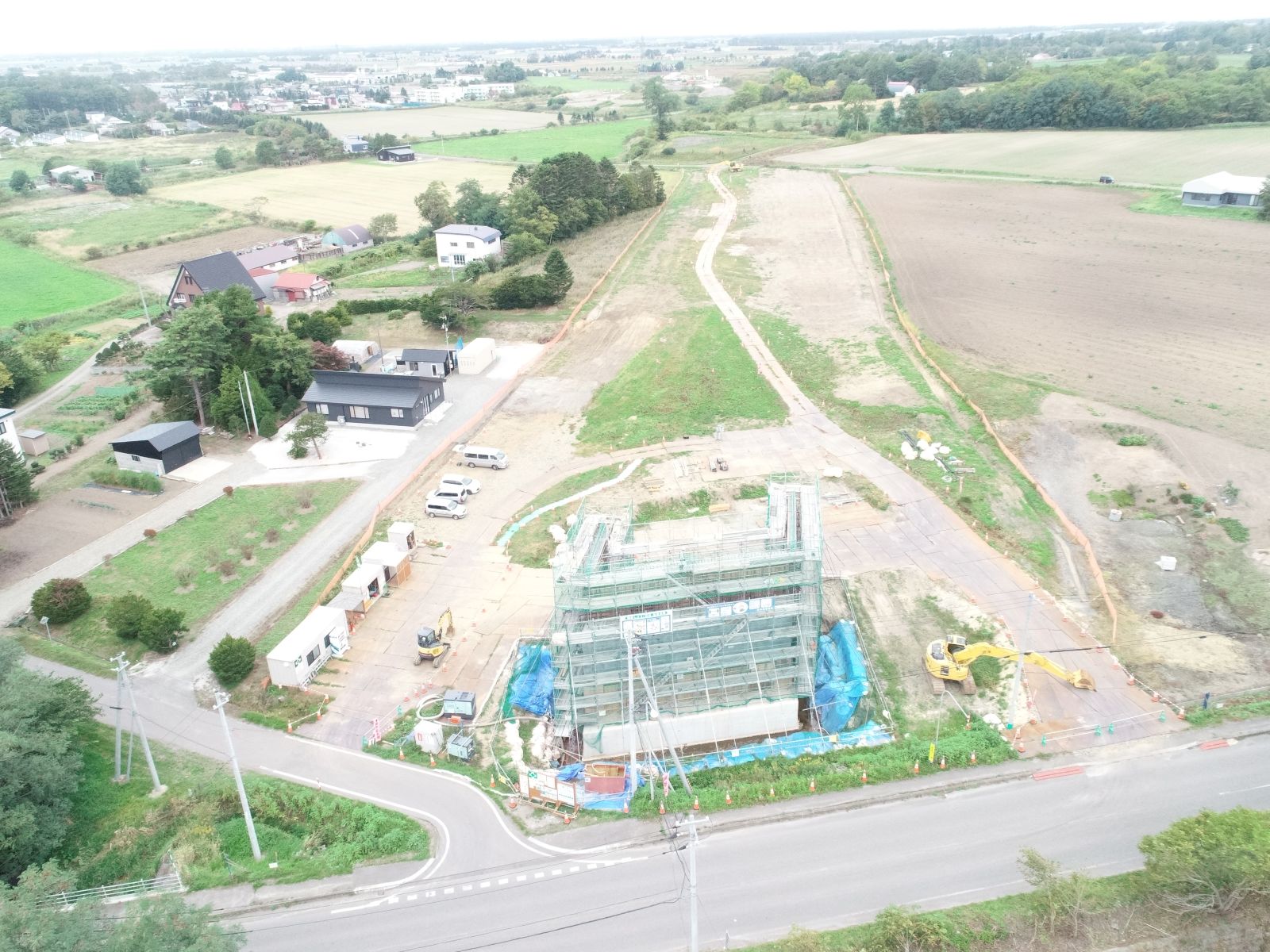 道央圏連絡道路　長沼町　富士戸線跨道橋下部工事