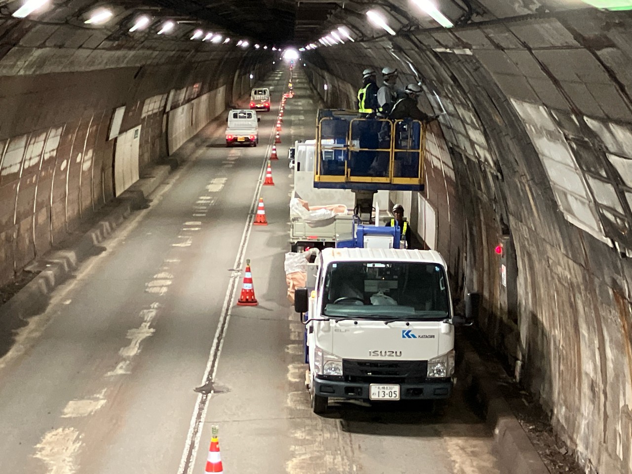 一般国道２３０号　札幌市　定山渓トンネル補修工事