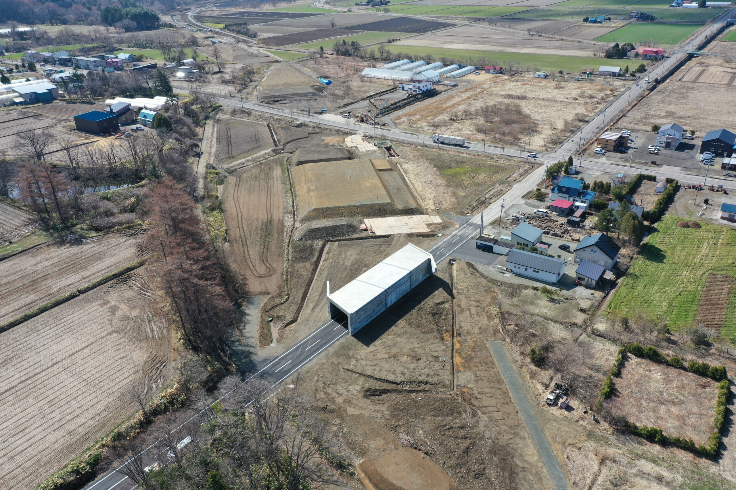 道央圏連絡道路　長沼町　東4線改良工事